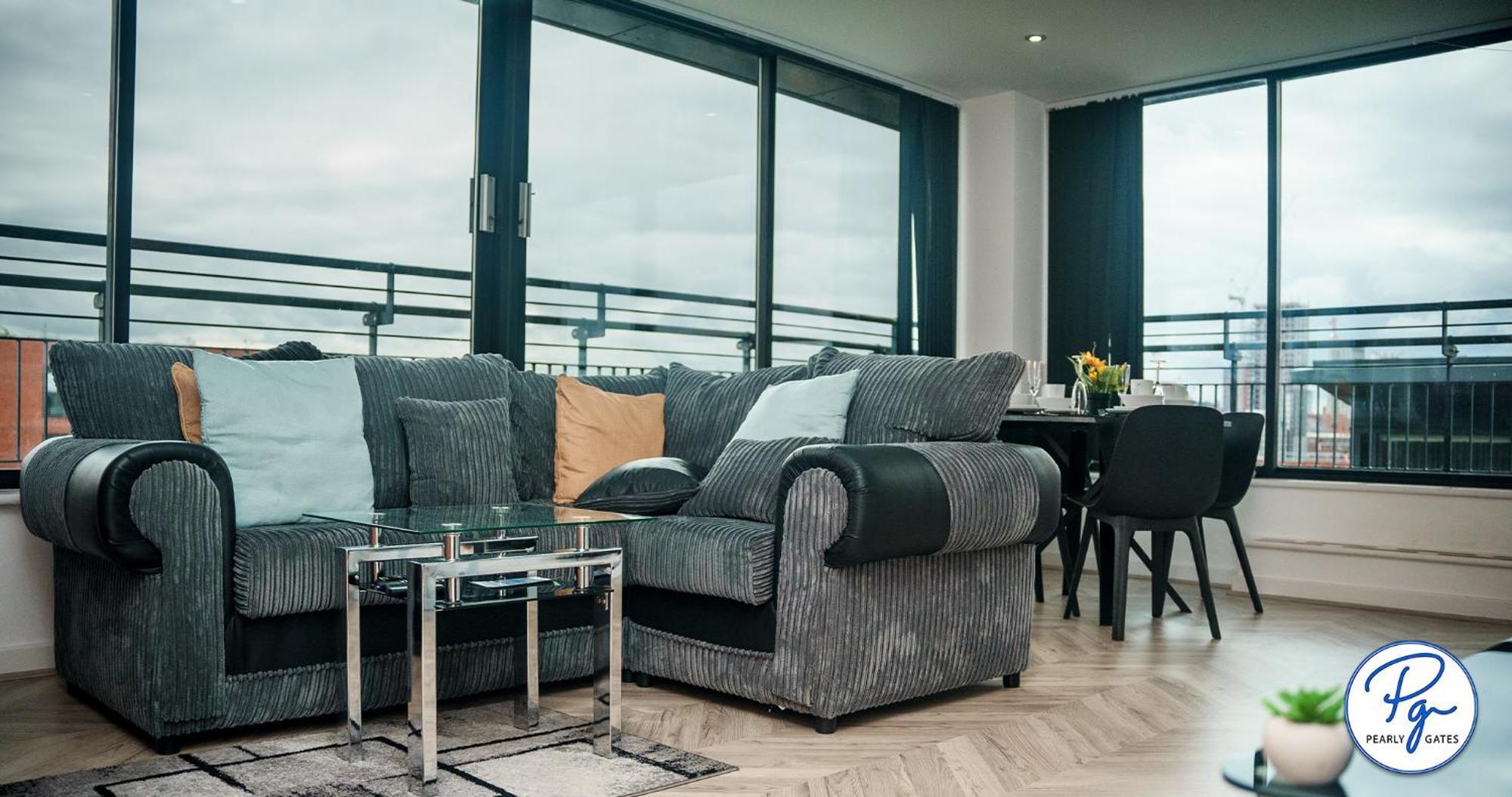 Penthouse - Amazing City Skyline Views - Free Parking - Balcony - Utilita Arena - New St Station - Bullring Shopping Бирмингем Экстерьер фото